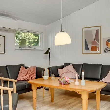 Amazing Home In Humble With Sauna Humble